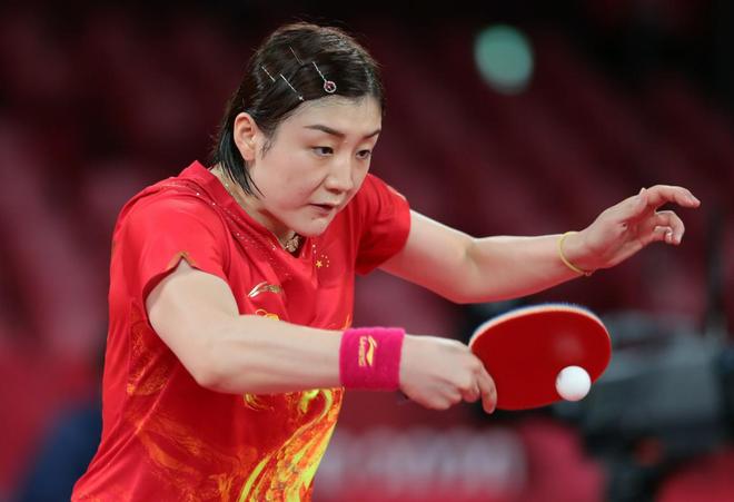 年足球的卓 年足球的卓