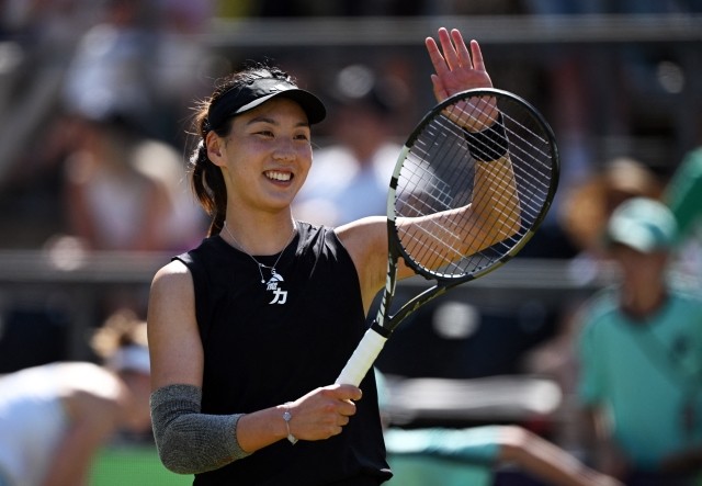 舞台上迎来 舞台上迎来